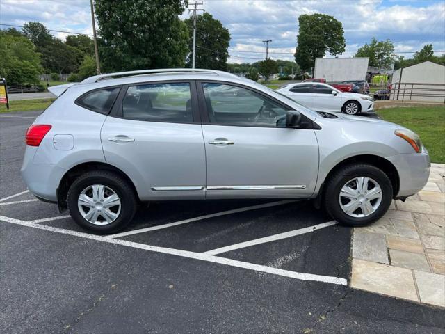 used 2015 Nissan Rogue Select car, priced at $6,000
