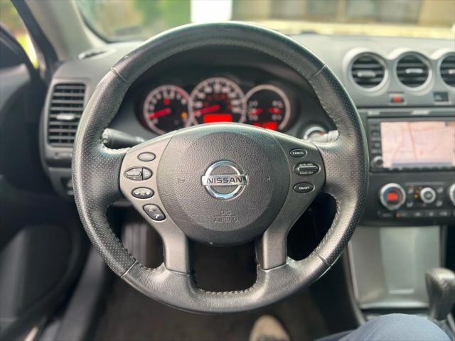 used 2013 Nissan Altima car, priced at $5,999