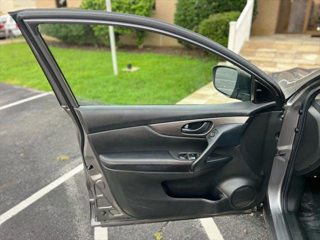 used 2020 Nissan Rogue Sport car, priced at $8,995