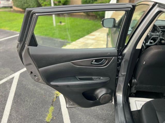 used 2020 Nissan Rogue Sport car, priced at $8,995