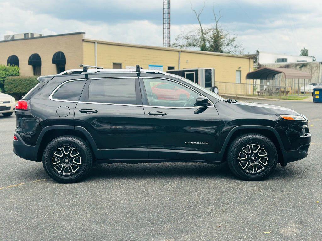 used 2015 Jeep Cherokee car, priced at $8,000