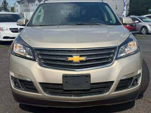 used 2014 Chevrolet Traverse car, priced at $7,500
