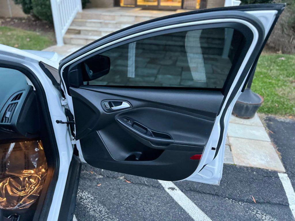 used 2016 Ford Focus car, priced at $5,500