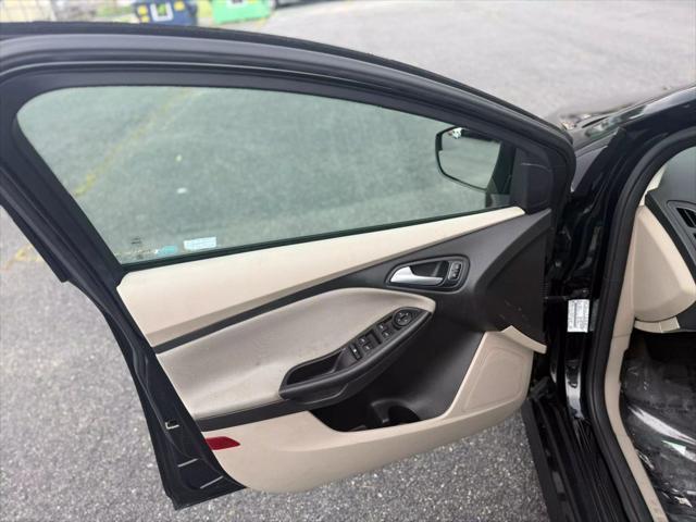 used 2015 Ford Focus car, priced at $6,000