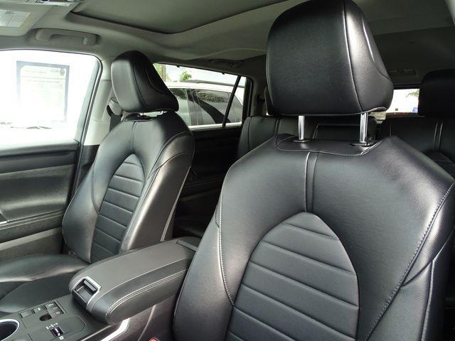 used 2024 Toyota Highlander car, priced at $39,595