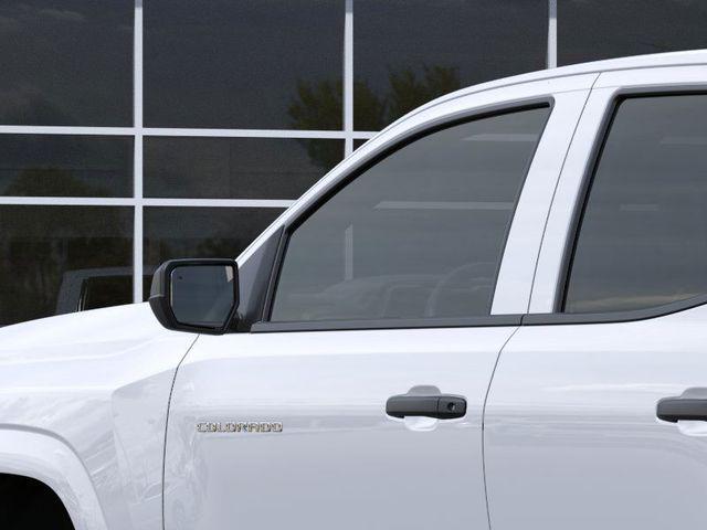 new 2025 Chevrolet Colorado car, priced at $33,294