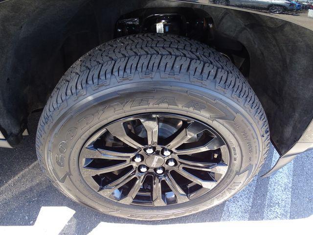 used 2022 GMC Canyon car, priced at $29,995