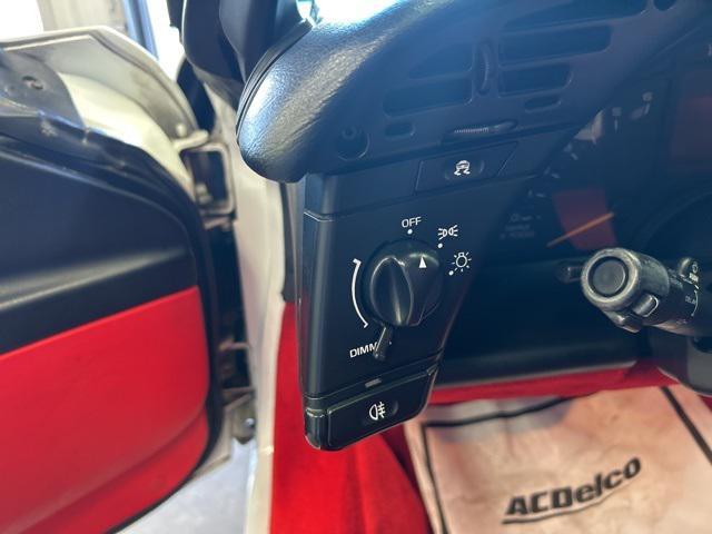 used 1994 Chevrolet Corvette car, priced at $9,500