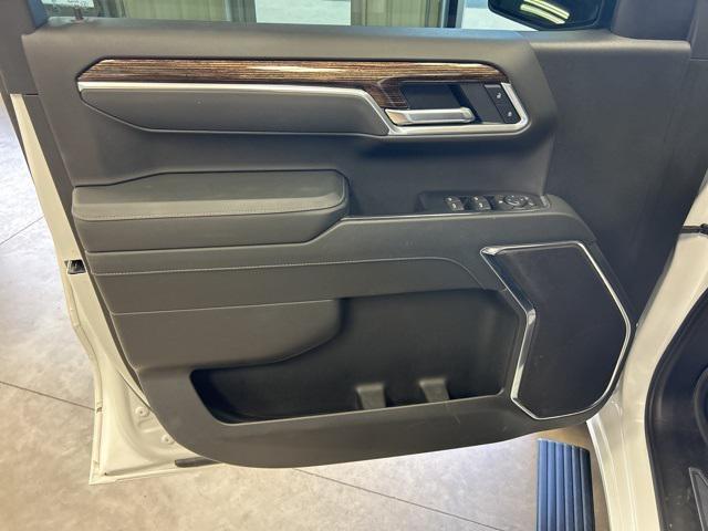 used 2025 GMC Sierra 1500 car, priced at $43,750