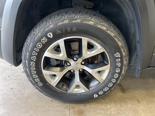 used 2014 Jeep Cherokee car, priced at $12,000