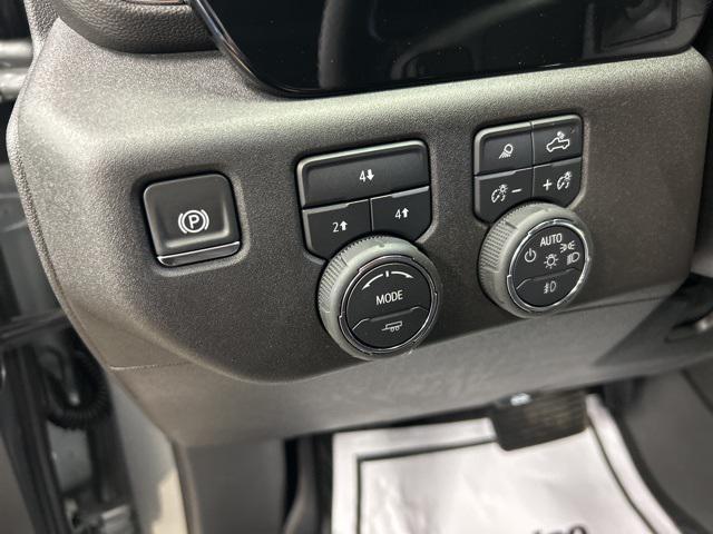 new 2025 Chevrolet Silverado 3500 car
