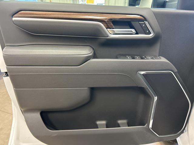 new 2025 Chevrolet Silverado 3500 car
