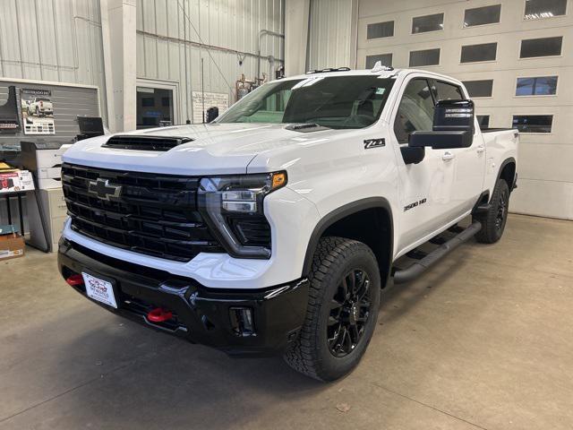 new 2025 Chevrolet Silverado 3500 car