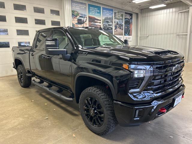 new 2025 Chevrolet Silverado 3500 car