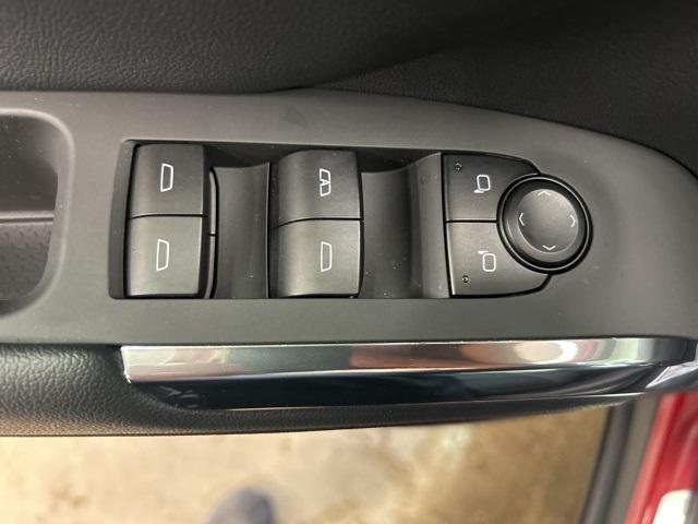 new 2025 Chevrolet Traverse car