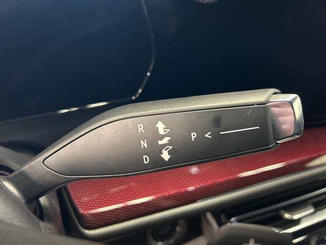 new 2025 Chevrolet Traverse car