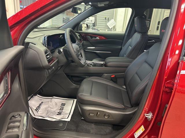 new 2025 Chevrolet Traverse car
