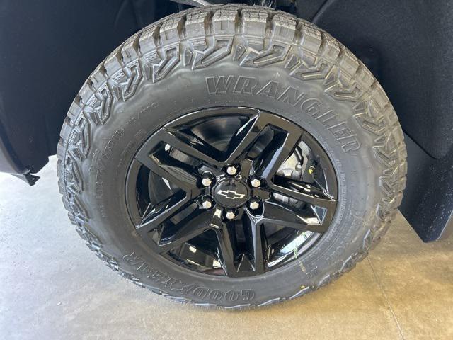 new 2025 Chevrolet Silverado 1500 car