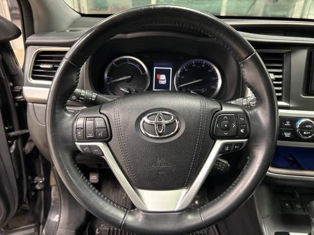 used 2017 Toyota Highlander Hybrid car, priced at $26,500