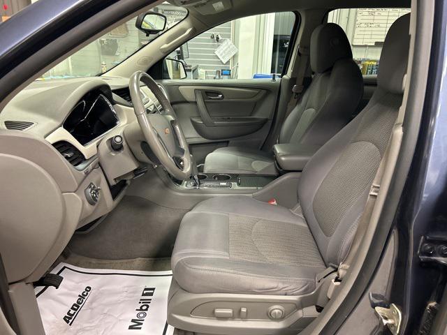 used 2014 Chevrolet Traverse car, priced at $11,000