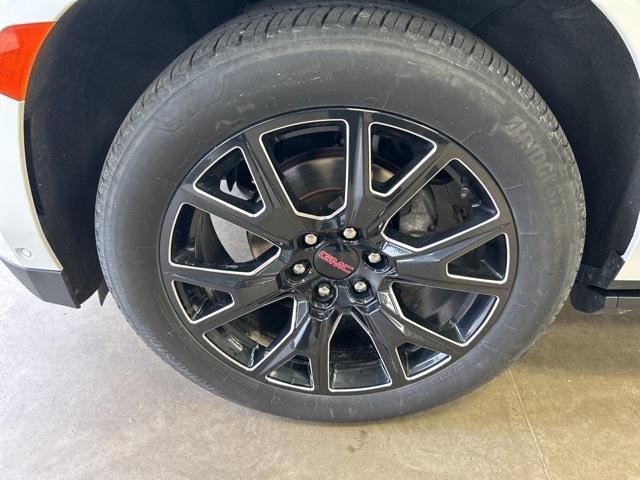 used 2023 GMC Yukon XL car, priced at $75,500