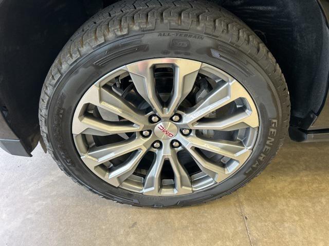 used 2023 GMC Yukon car, priced at $70,000