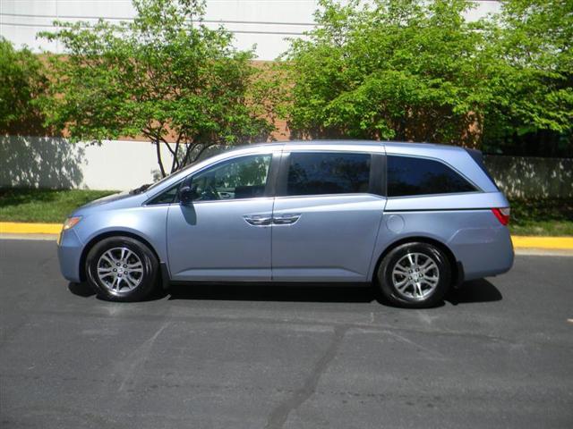 used 2013 Honda Odyssey car, priced at $8,995