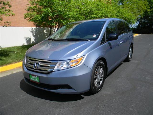 used 2013 Honda Odyssey car, priced at $8,995