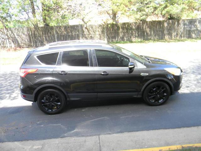 used 2015 Ford Escape car, priced at $7,995
