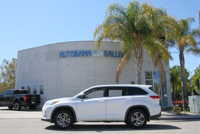 used 2017 Toyota Highlander car, priced at $22,888