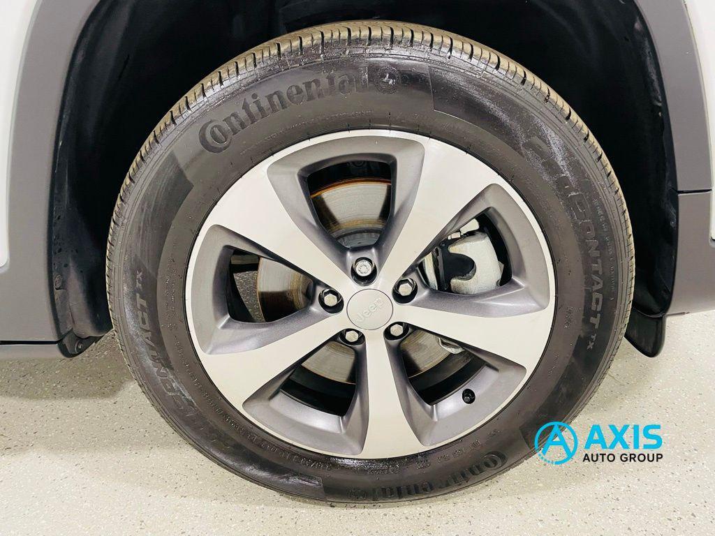 used 2022 Jeep Cherokee car, priced at $20,498