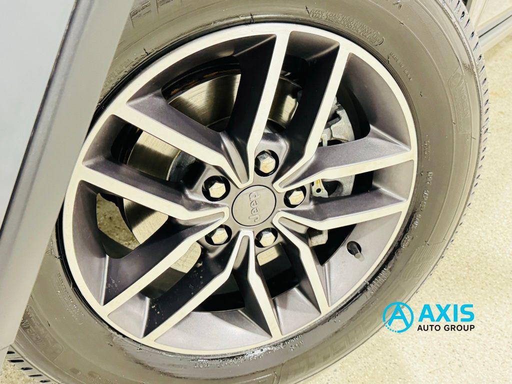 used 2020 Jeep Grand Cherokee car, priced at $21,998