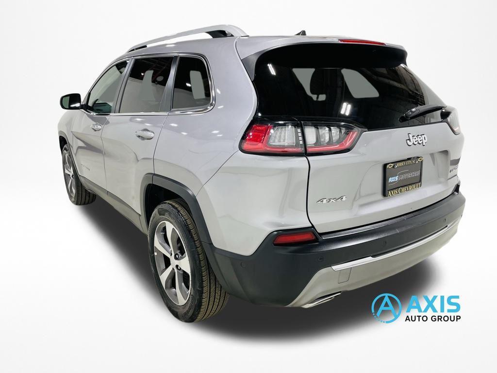 used 2021 Jeep Cherokee car, priced at $20,998