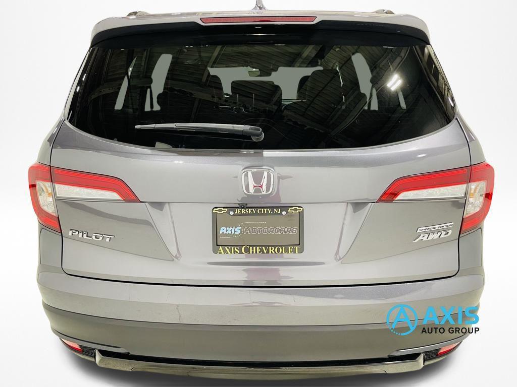 used 2022 Honda Pilot car, priced at $27,998