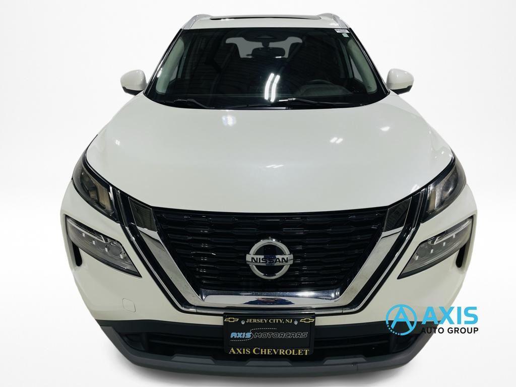 used 2021 Nissan Rogue car, priced at $17,998