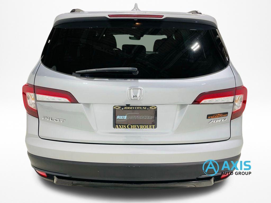 used 2022 Honda Pilot car, priced at $28,998