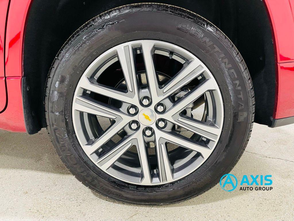 used 2023 Chevrolet Traverse car, priced at $41,998