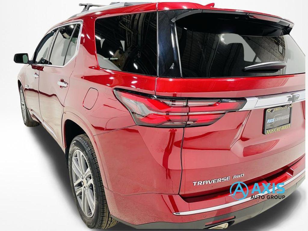 used 2023 Chevrolet Traverse car, priced at $41,998