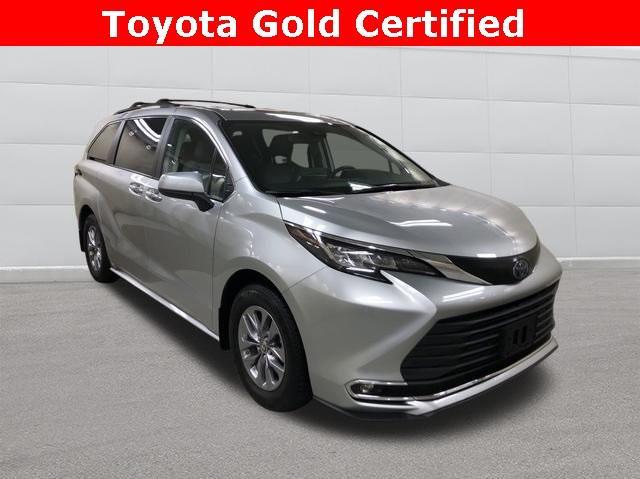 used 2022 Toyota Sienna car, priced at $47,950