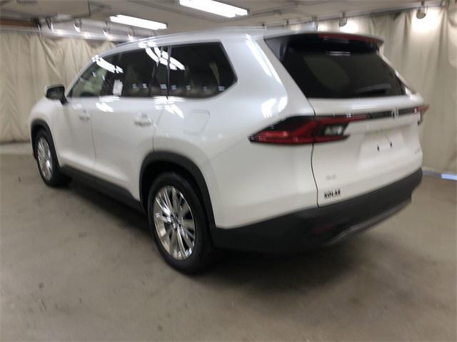 new 2025 Toyota Grand Highlander car