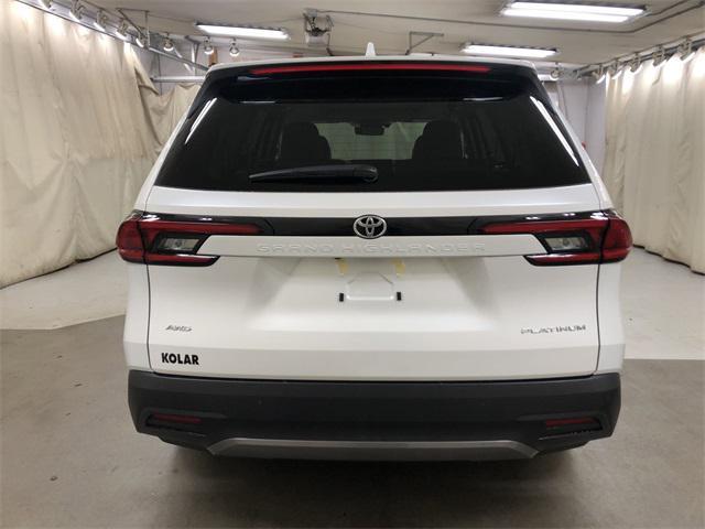 new 2025 Toyota Grand Highlander car