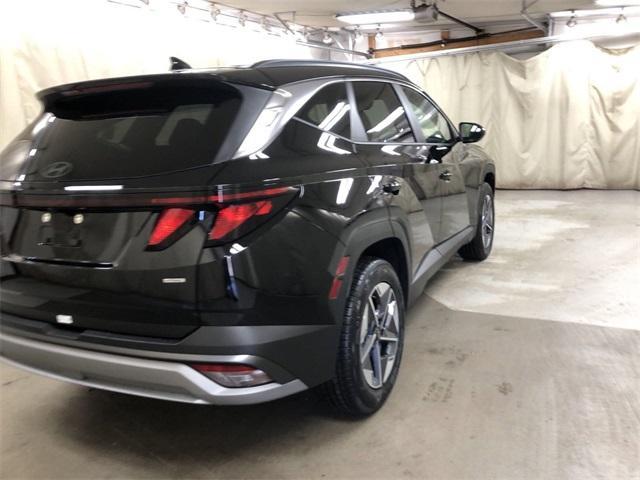 new 2025 Hyundai Tucson car, priced at $34,099