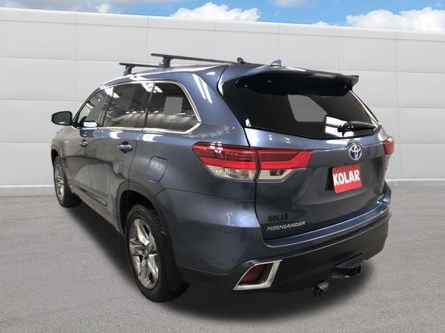 used 2019 Toyota Highlander Hybrid car, priced at $32,943