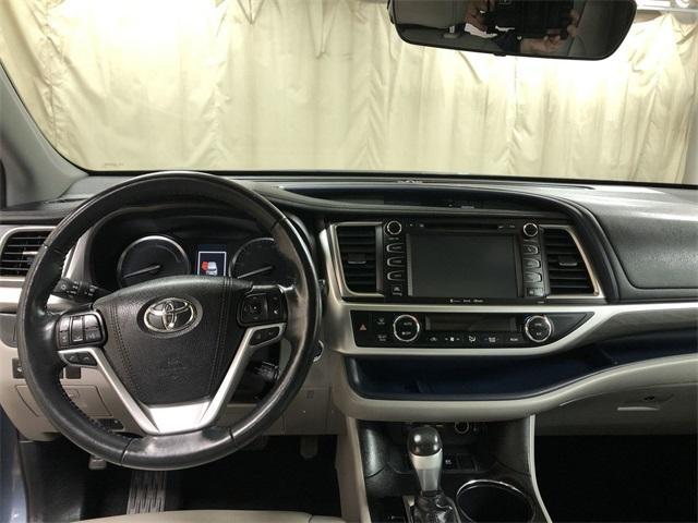 used 2019 Toyota Highlander Hybrid car, priced at $32,943