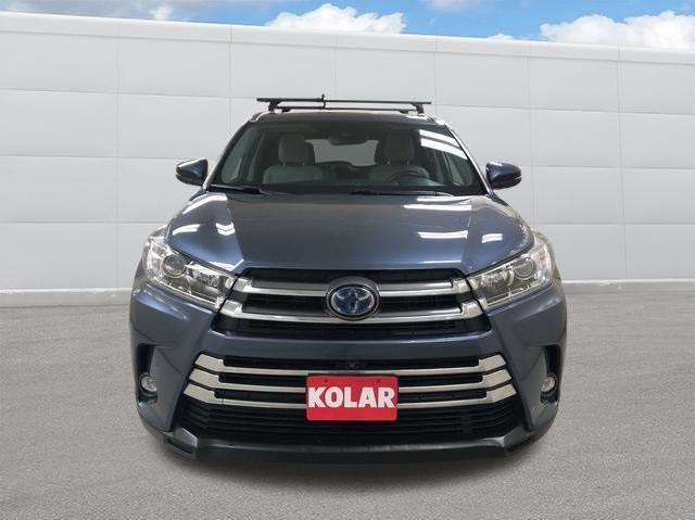 used 2019 Toyota Highlander Hybrid car, priced at $32,943