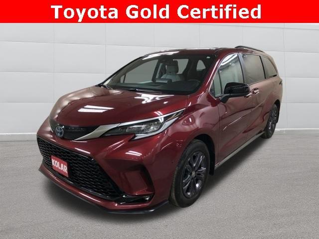 used 2024 Toyota Sienna car, priced at $50,990