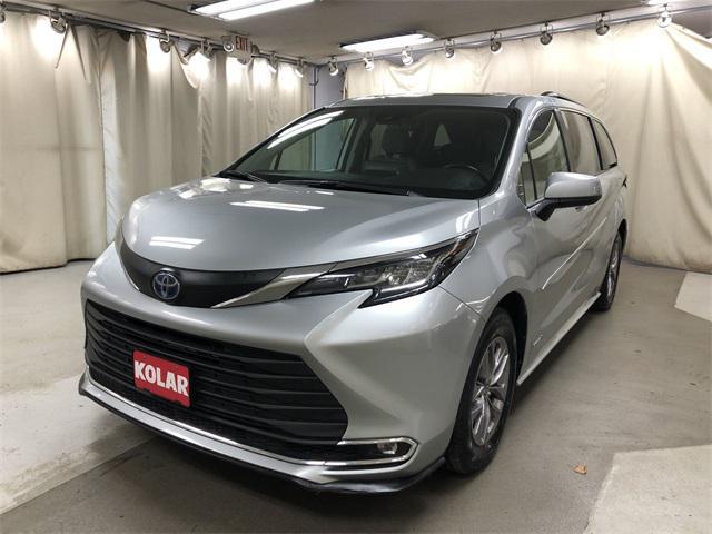used 2021 Toyota Sienna car, priced at $33,995