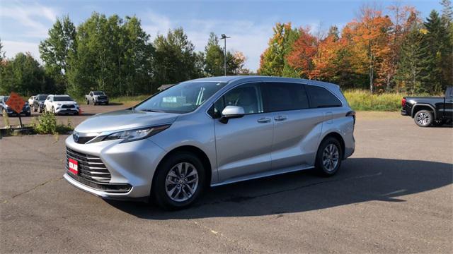 used 2023 Toyota Sienna car, priced at $42,988