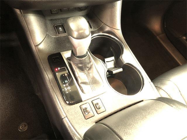 used 2018 Toyota Highlander car, priced at $27,832
