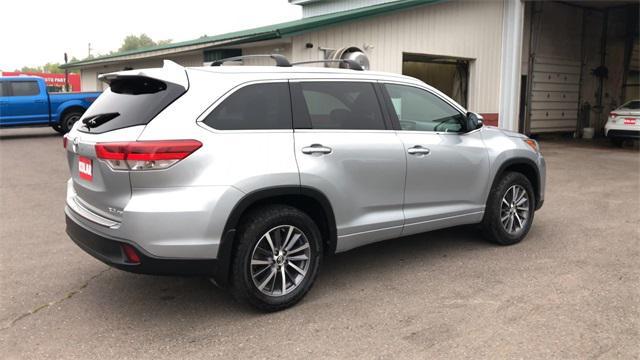 used 2018 Toyota Highlander car, priced at $27,832